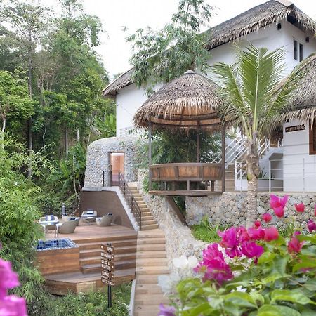 Santosa Detox Retreat Hotel Phuket Eksteriør billede